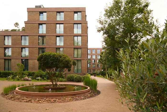 Studio To Rent In Dandi Brondesbury, London, NW2