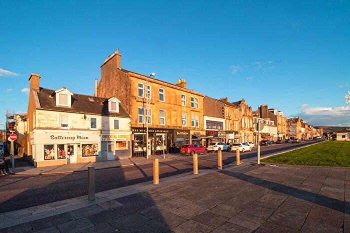 2 Bedroom Flat To Rent In West Clyde Street, Helensburgh, G84