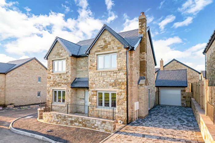 4 Bedroom Detached House For Sale In Meadow Edge Close, Higher Cloughfold, Rossendale, Lancashire, BB4