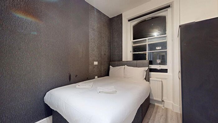 Studio To Rent In Talbot Square, London, W2