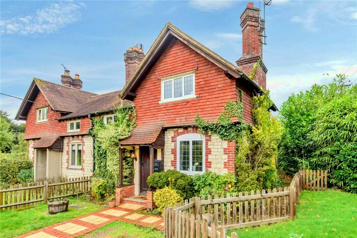 2 Bedroom End Of Terrace House For Sale In Bordean Manor Estate, Petersfield, Hampshire, GU32