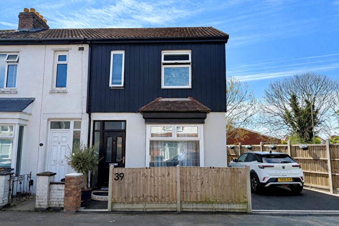 3 Bedroom End Terrace House For Sale In Harding Road, Gosport, PO12