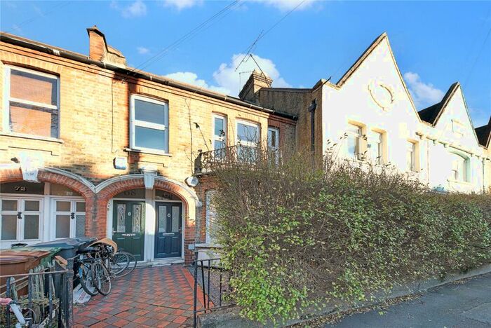 2 Bedroom Flat To Rent In Carr Road, Walthamstow, London, E17