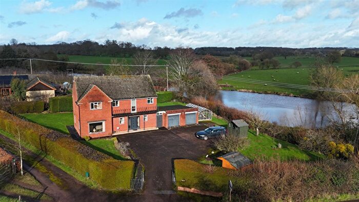 3 Bedroom Detached House For Sale In Upleadon, Newent, GL18