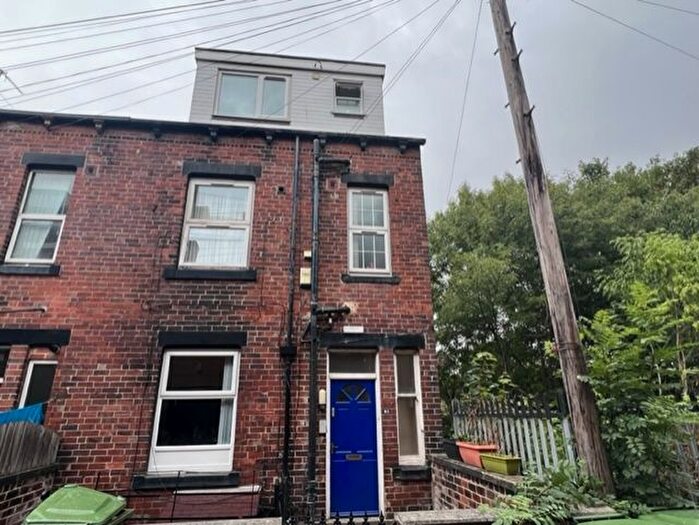 1 Bedroom Flat To Rent In Stanningley Road, Armley, Leeds, LS12