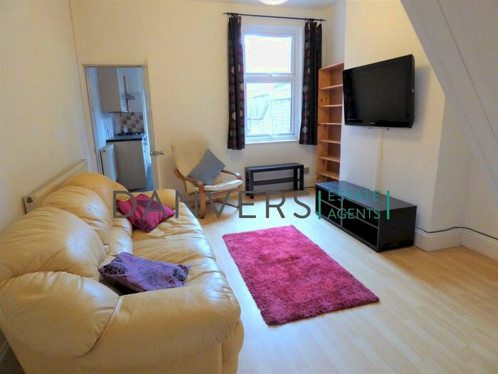 4 Bedroom Terraced House To Rent In Clarendon Street, Leicester, LE2