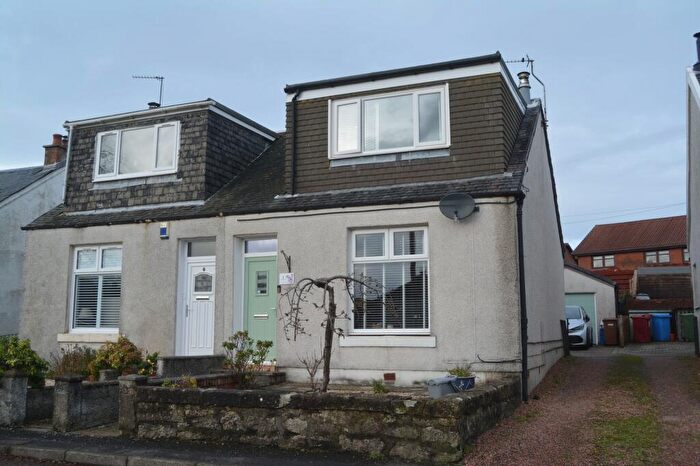 2 Bedroom Cottage For Sale In Sunnyside Road, Brightons, FK2