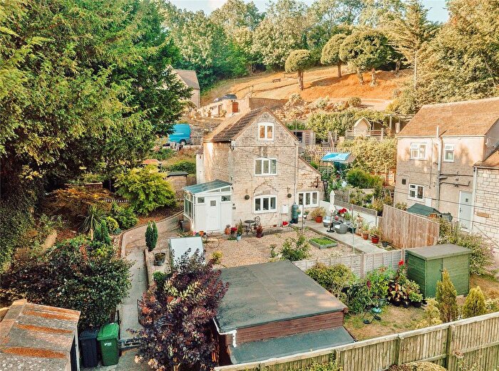 2 Bedroom Cottage For Sale In Slad Road, Stroud, Gloucestershire, GL5