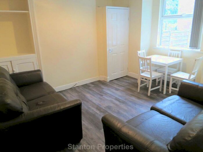 4 Bedroom Terraced House To Rent In &# Pppw, Yew Tree Road, Withington, M20