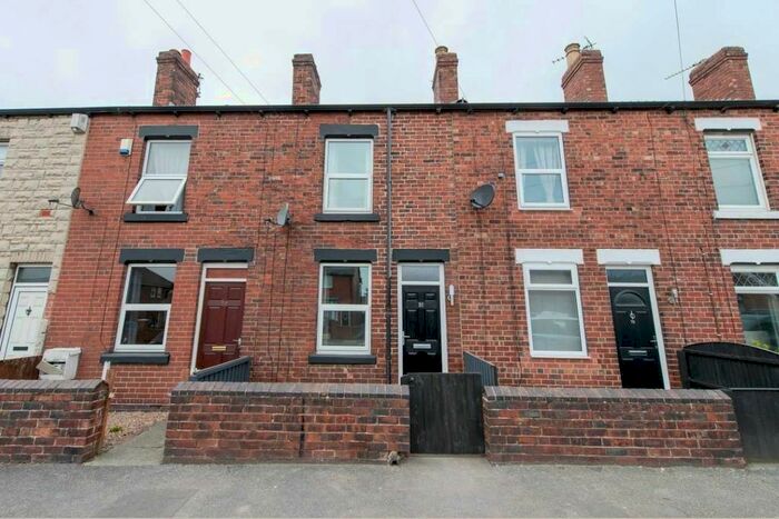2 Bedroom Terraced House To Rent In Aketon Road, Castleford, West Yorkshire WF10