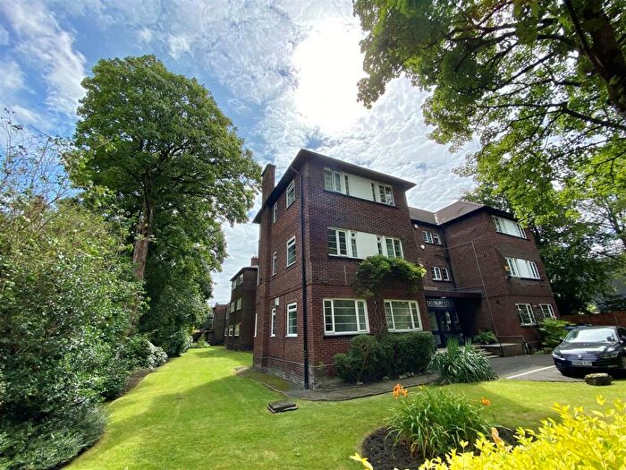 2 Bedroom Apartment To Rent In Didsbury, Wilmslow Road, Manchester, M20