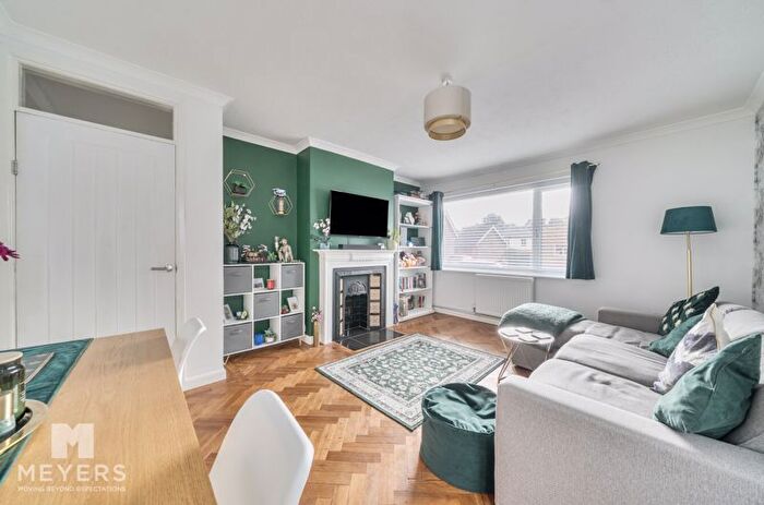 2 Bedroom Flat For Sale In Dagmar Road, Dorchester, DT1