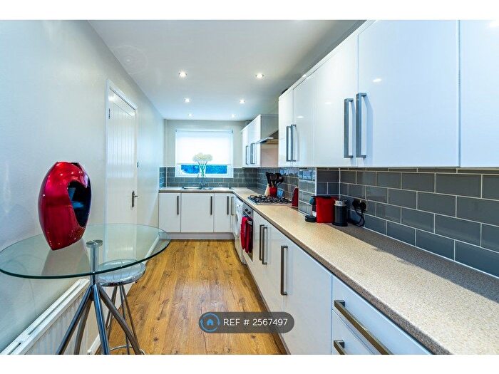 2 Bedroom Semi-detached House To Rent In Pelham Cottages, Nottingham, NG7