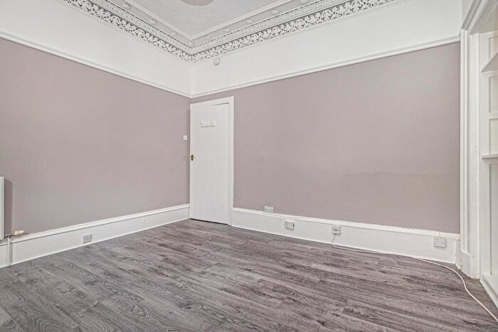 1 Bedroom Apartment For Sale In Clincart Road, Mount Florida, Glasgow, G42