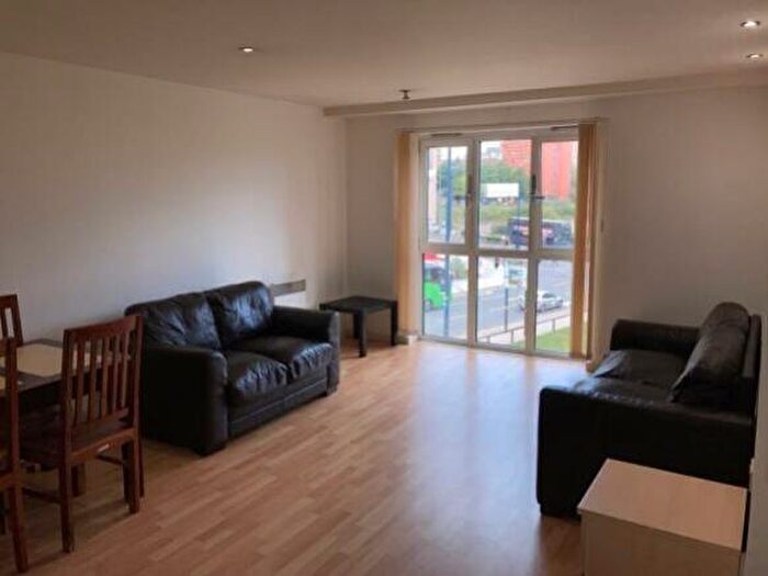 2 Bedroom Apartment To Rent In Masshouse Plaza, Birmingham, B5