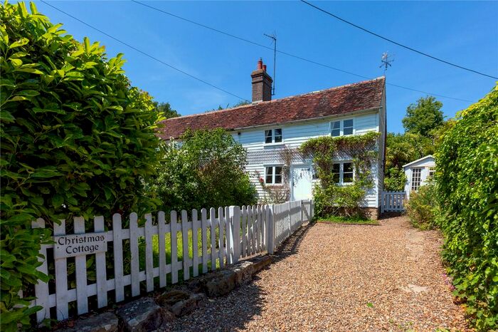 3 Bedroom End Of Terrace House To Rent In Brewer Street, Lamberhurst, Tunbridge Wells, Kent, TN3