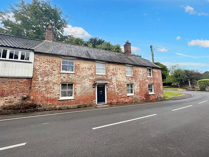 4 Bedroom Property To Rent In Castle Street, Cranborne, Wimborne, BH21