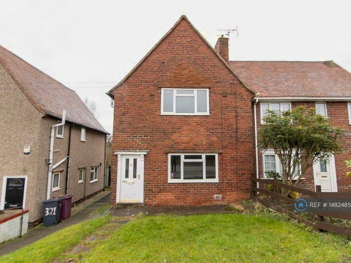 3 Bedroom Semi-Detached House To Rent In North Wingfield Road, Grassmoor, Chesterfield, S42