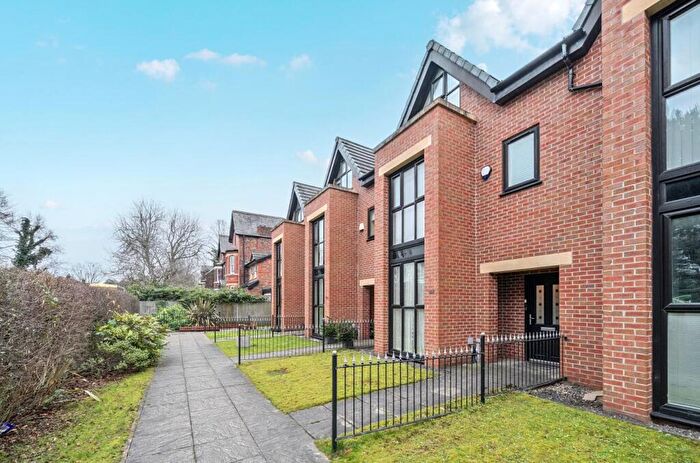 5 Bedroom Town House For Sale In Victoria View Manchester Road, Swinton, Manchester, M27