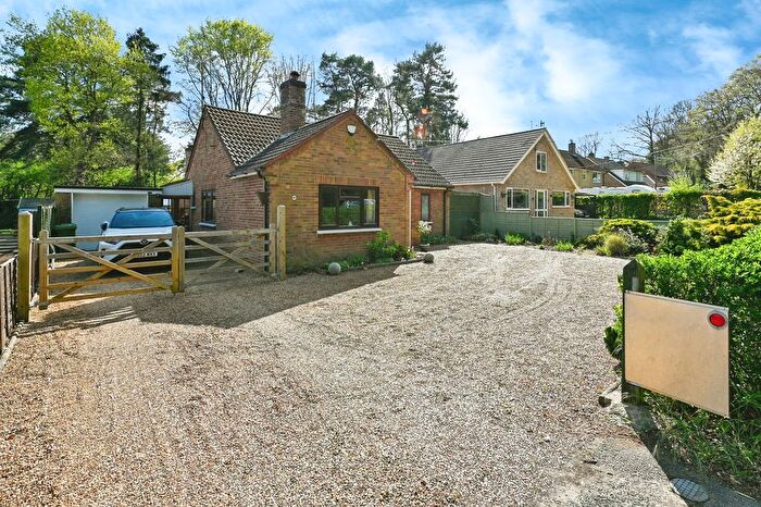 3 Bedroom Bungalow For Sale In Brow Of The Hill, King's Lynn, Norfolk, PE32