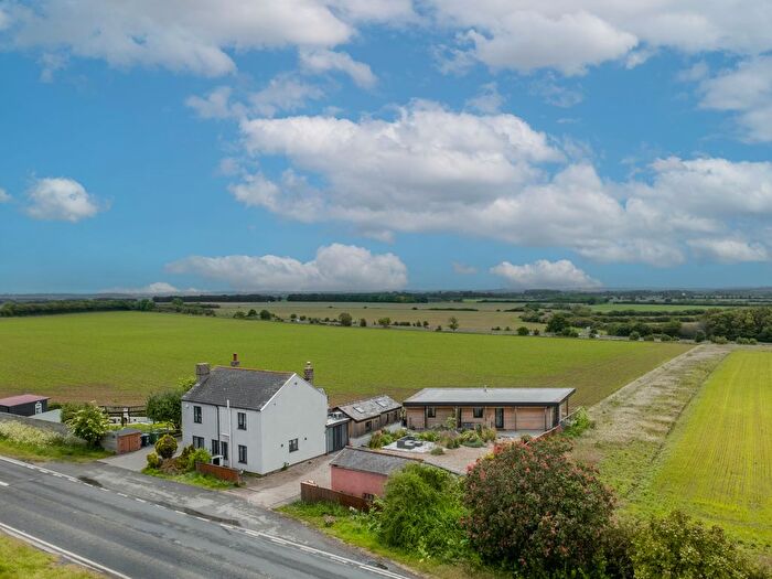 3 Bedroom Semi-Detached House For Sale In Bury Farm Cottage, Newmarket Road, CB25