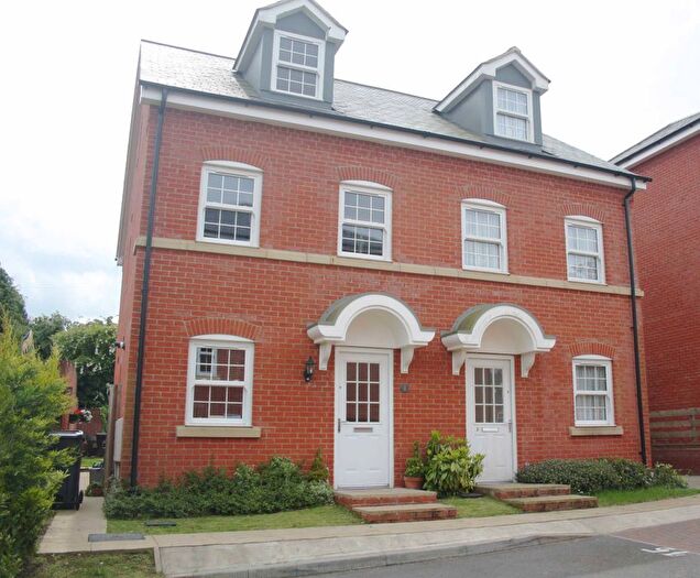 3 Bedroom Semi Detached House To Rent In Keats Corner, Canterbury, CT1