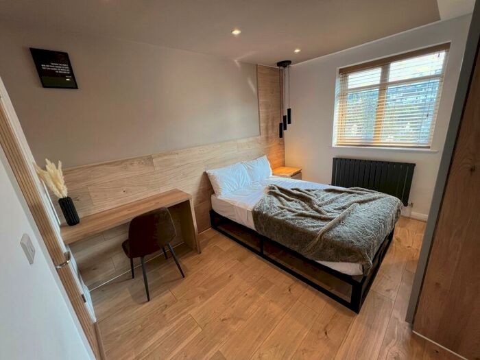 Studio To Rent In Guildford Close, Exeter, EX4