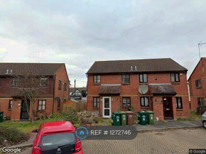 1 Bedroom Semi-Detached House To Rent In Stanwell, Stanwell, TW19