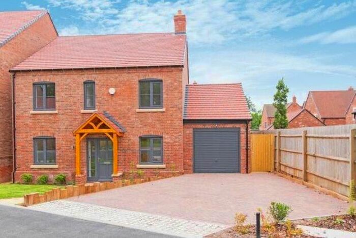 4 Bedroom Property To Rent In Saxon Close, Coalville, LE67