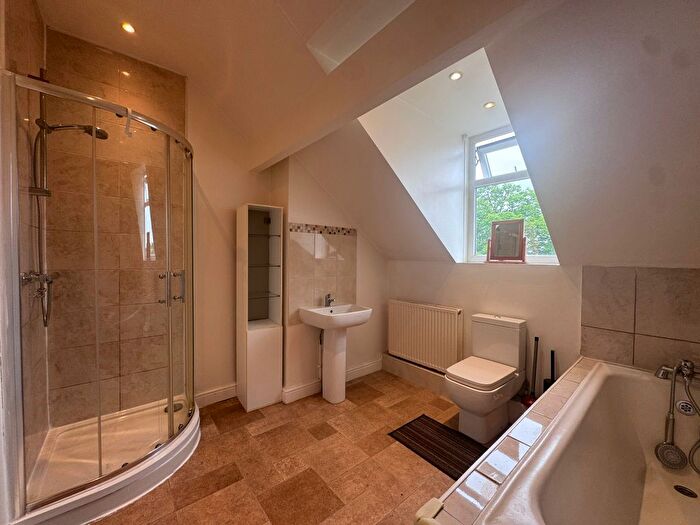 1 Bedroom Flat To Rent In St. Marys Road, Leeds, LS7