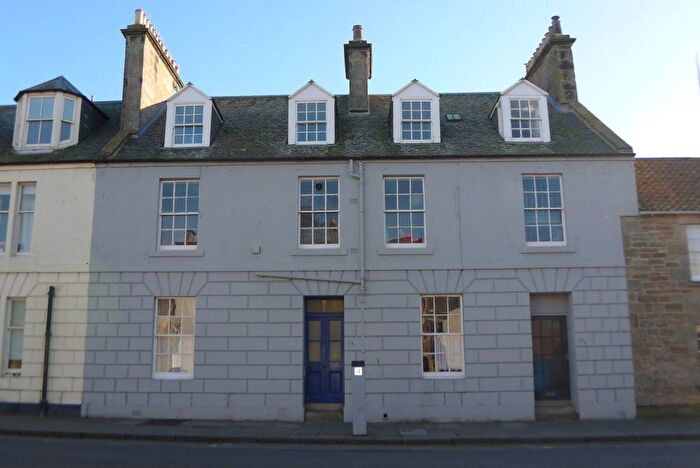 2 Bedroom Flat To Rent In North Street, St Andrews, KY16