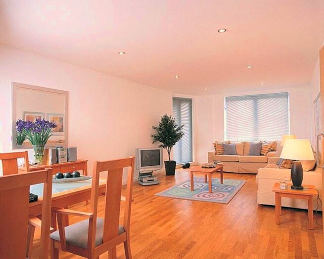 2 Bedroom Apartment To Rent In Manilla Street, London, E14