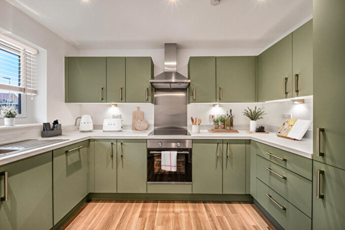2 Bedroom Apartment For Sale In Springstead Village, Cambridge, Cambridgeshire, CB1