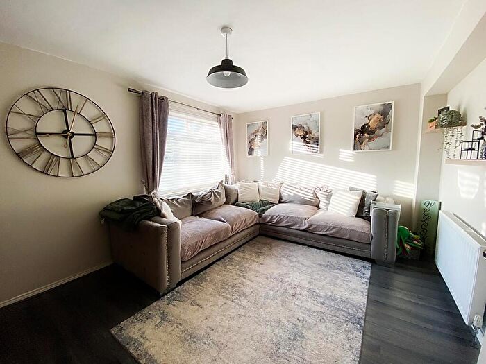 3 Bedroom Terraced House For Sale In Barmouth Close, Battle Hill, NE28