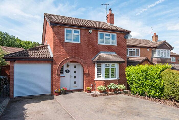 4 Bedroom Detached House For Sale In Stanwood Drive, Walton, S42