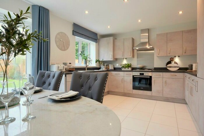 3 Bedroom Semi-Detached House For Sale In Teasel Green Off Weeland Road Eggborough, DN14