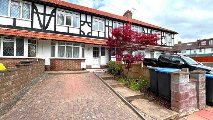 3 Bedroom Terraced House To Rent In Downlands Avenue, Worthing, BN14