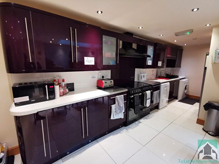 6 Bedroom Terraced House To Rent In Hubert Road, Selly Oak, Birmingham, B29