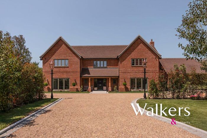 4 Bedroom Detached House For Sale In Fryerning Mews, Beggar Hill, Fryerning, CM4