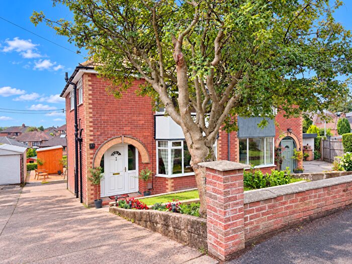 3 Bedroom Semi-detached House For Sale In Fernlea Grove, Weston Coyney, Stoke-On-Trent, ST3