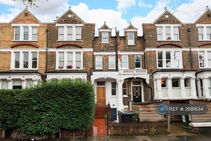 2 Bedroom Flat To Rent In Jerningham Road, London, SE14