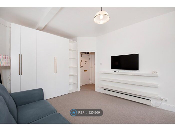 Studio To Rent In Abbey House, London, NW8