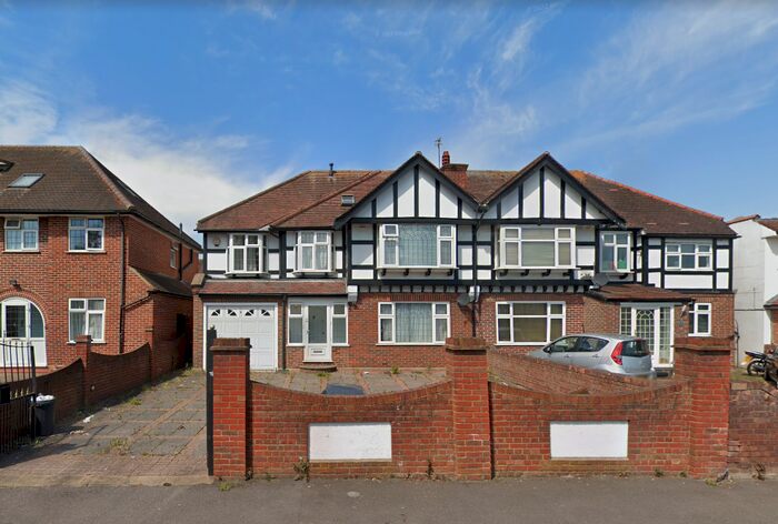 6 Bedroom Semi-Detached House To Rent In Robin Hood Way, London, SW15