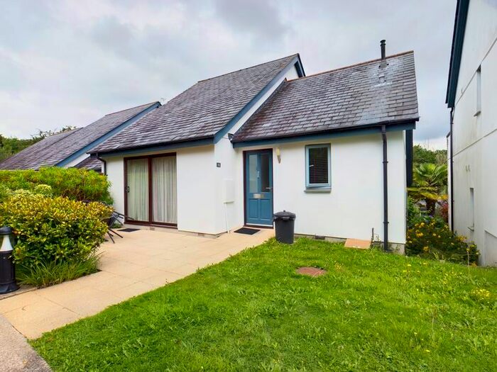 2 Bedroom Property For Sale In Bissoe Road, Carnon Downs, Truro, TR3