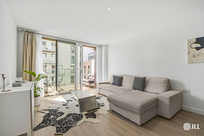 1 Bedroom Flat For Sale In City View Apartments, Devan Grove, N4