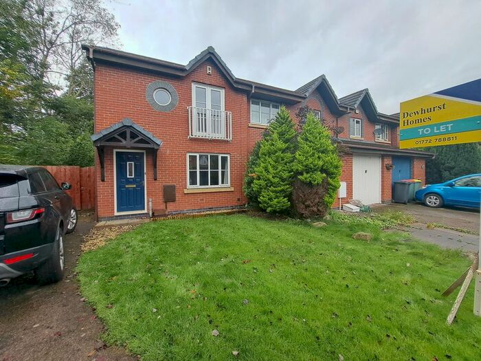 3 Bedroom End Of Terrace House To Rent In Maritime Way, Lancashire, PR2