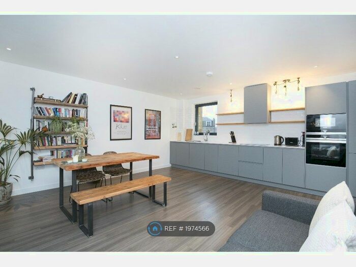 2 Bedroom Flat To Rent In Constance Green Court, London, E2