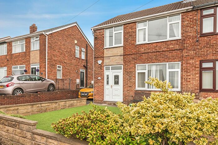3 Bedroom Semi-Detached House For Sale In Pennine Road, Dewsbury, WF12