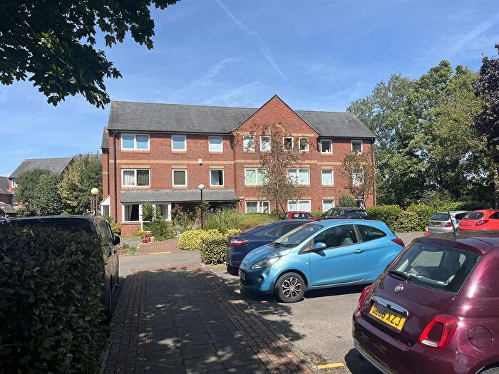 2 Bedroom Property To Rent In Henry Road, Oxford, OX2