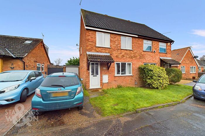 3 Bedroom Semi-Detached House To Rent In Edgefield Close, Norwich, NR6
